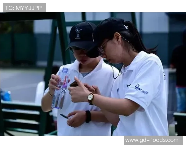 赛后分析：西安网球队与上海网球队的战术意识与表现对比