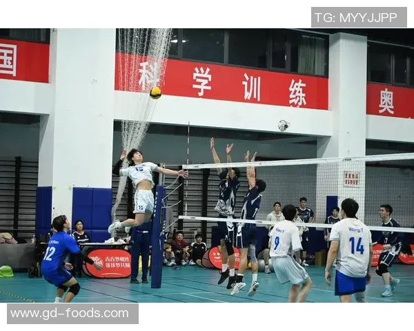 赛后分析：广州排球队与重庆排球队团队协作的成功与不足之处探讨