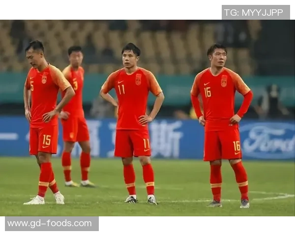 赛后分析：西安足球队与重庆足球队的团队协作与战术对比探讨