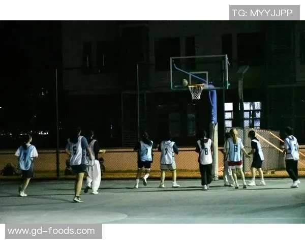 重庆篮球队实力揭秘：激情与技术交织的篮球盛宴