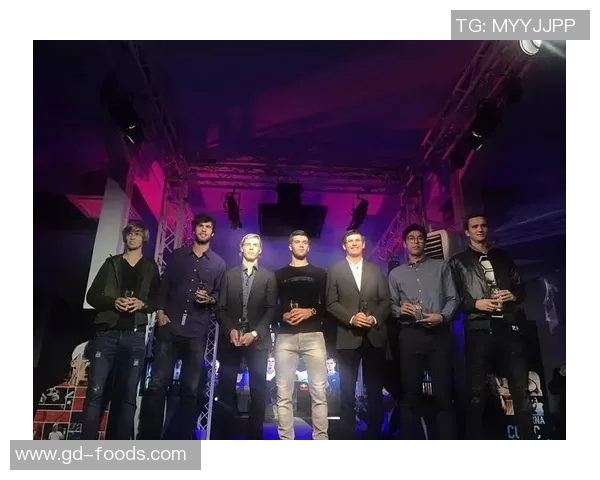 重庆网球队与杭州网球队赛后战术分析与复盘探讨