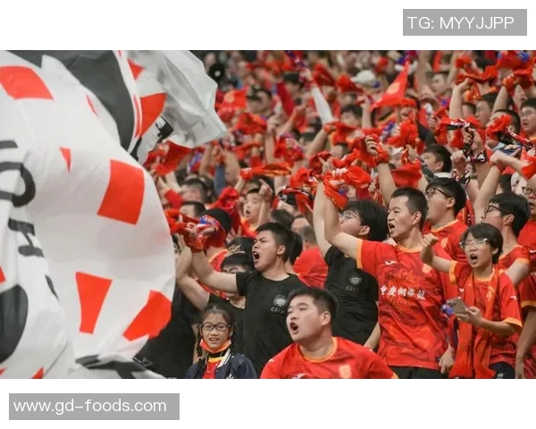 重庆足球队在总决赛中的强势表现与未来发展潜力分析 重庆足球队在总决赛中的强势表现与未来发展潜力分析