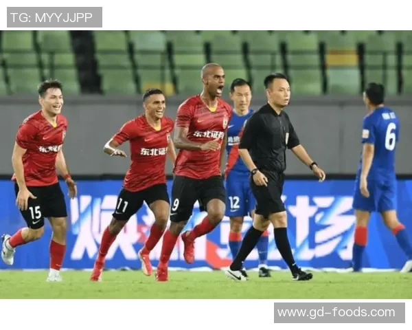 广州排球队以59分领跑世锦赛积分榜展现强劲实力