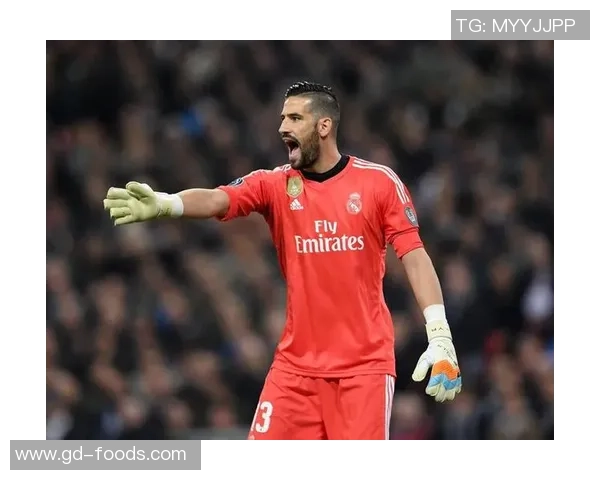 足球明星佩戴苹果手表展现时尚魅力与运动科技完美结合 足球明星佩戴苹果手表展现时尚魅力与运动科技完美结合