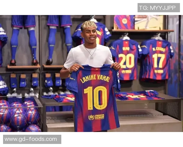 美国足球明星队长的传奇旅程与辉煌成就揭秘